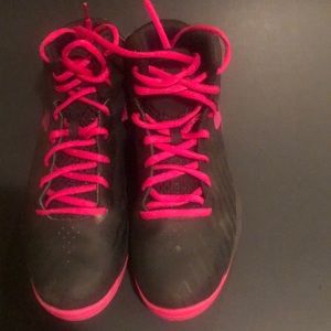 Under Armour Basketball sneakers